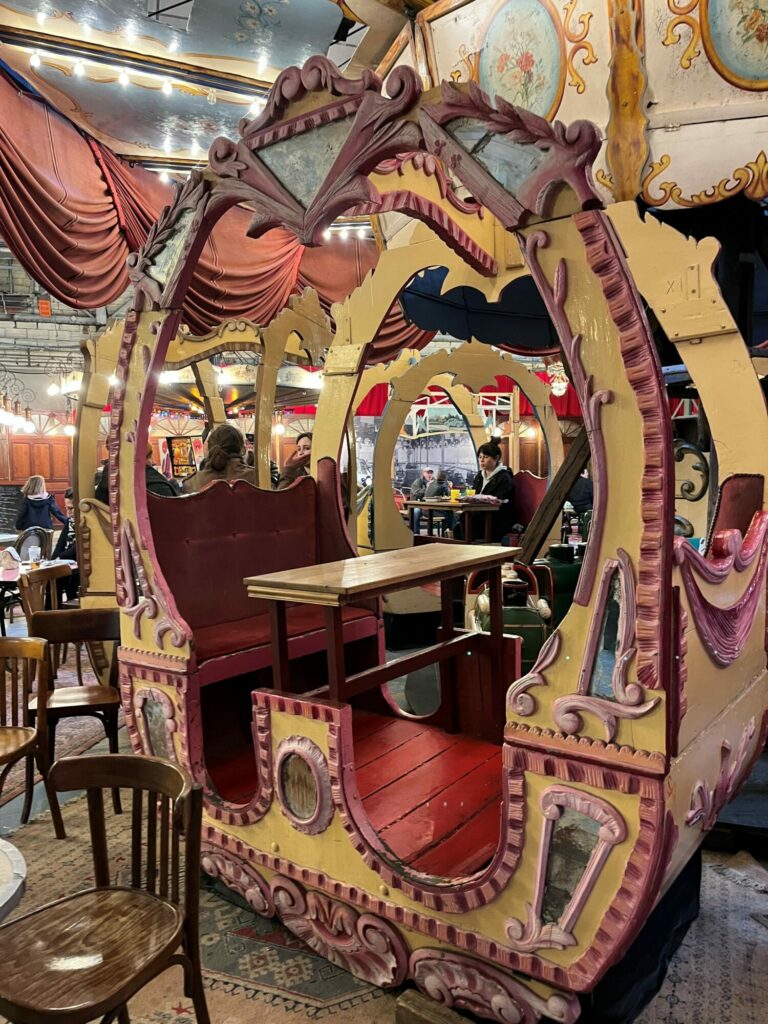 Nacelle - Carrousel - Le Grand Huit